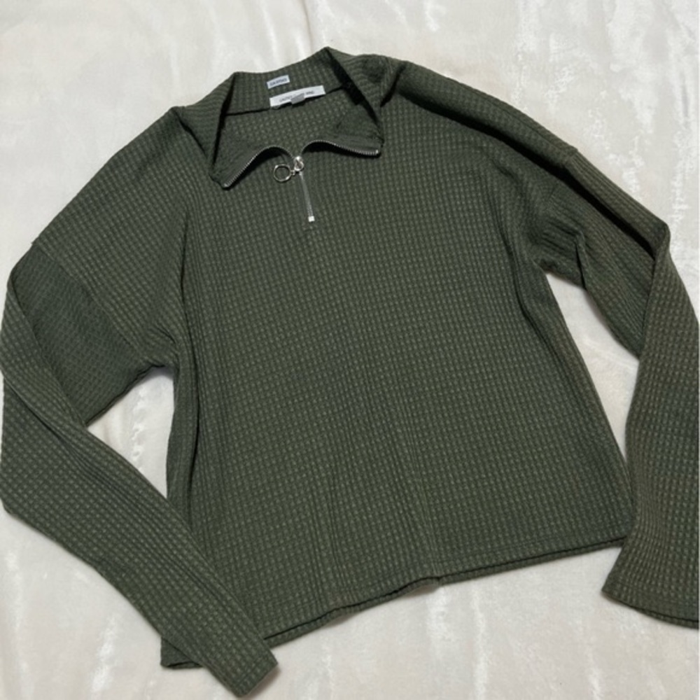caution to the wind waffle knit crop quarter zip
